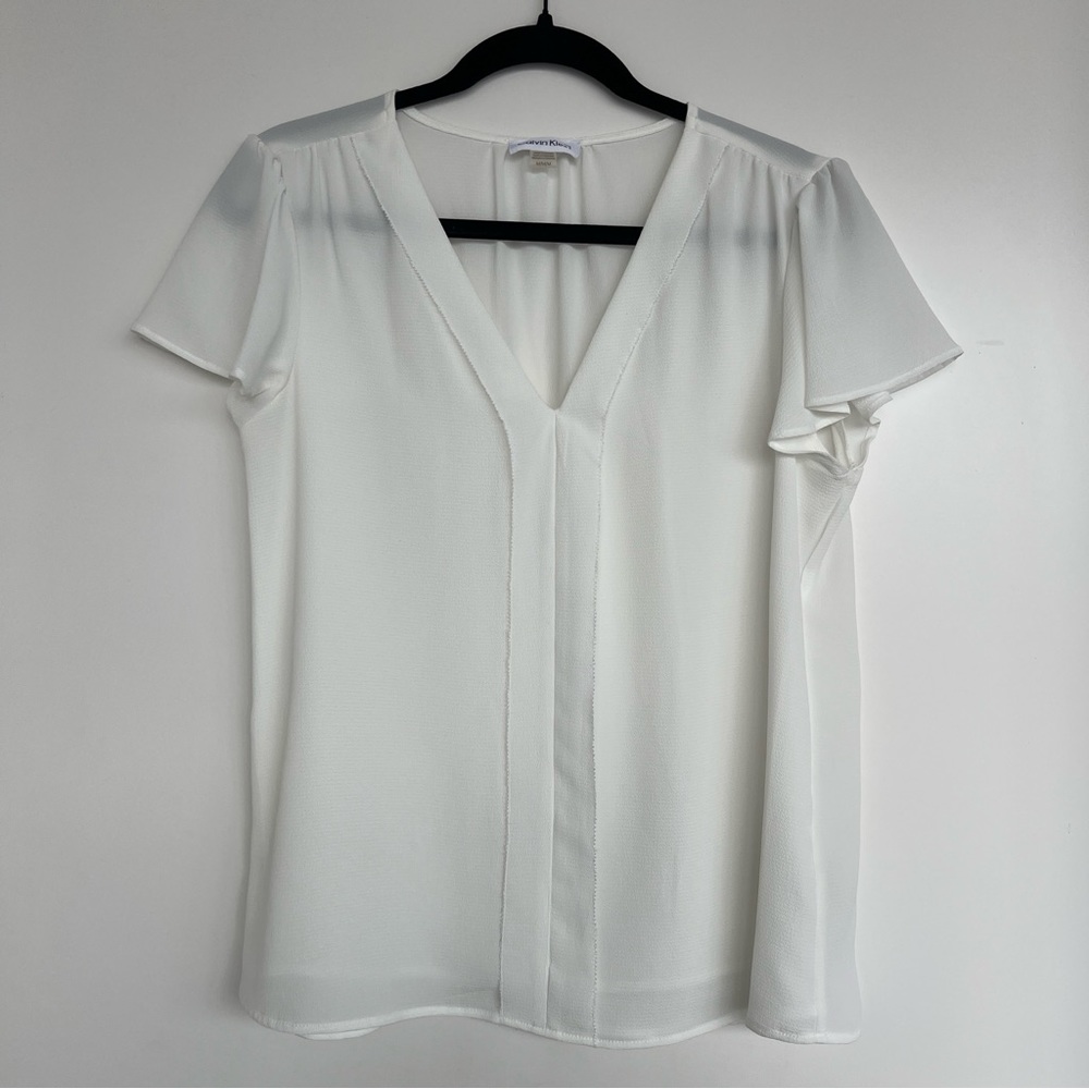Calvin Klein | White Flutter Sleeved V-Neck Blouse